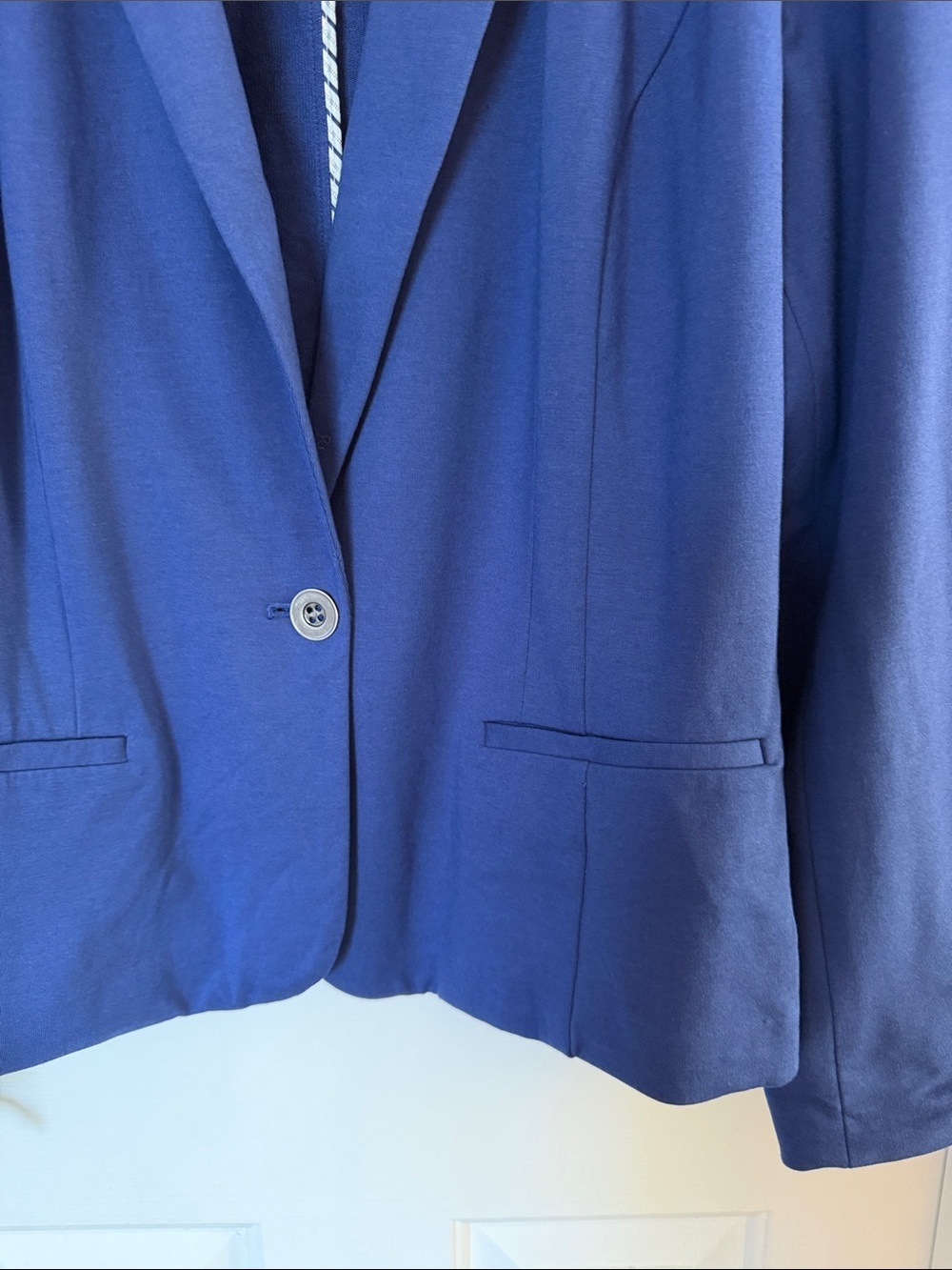Lane Bryant Deep Blue Single-Button Blazer size 26/28 - Picture 2 of 5